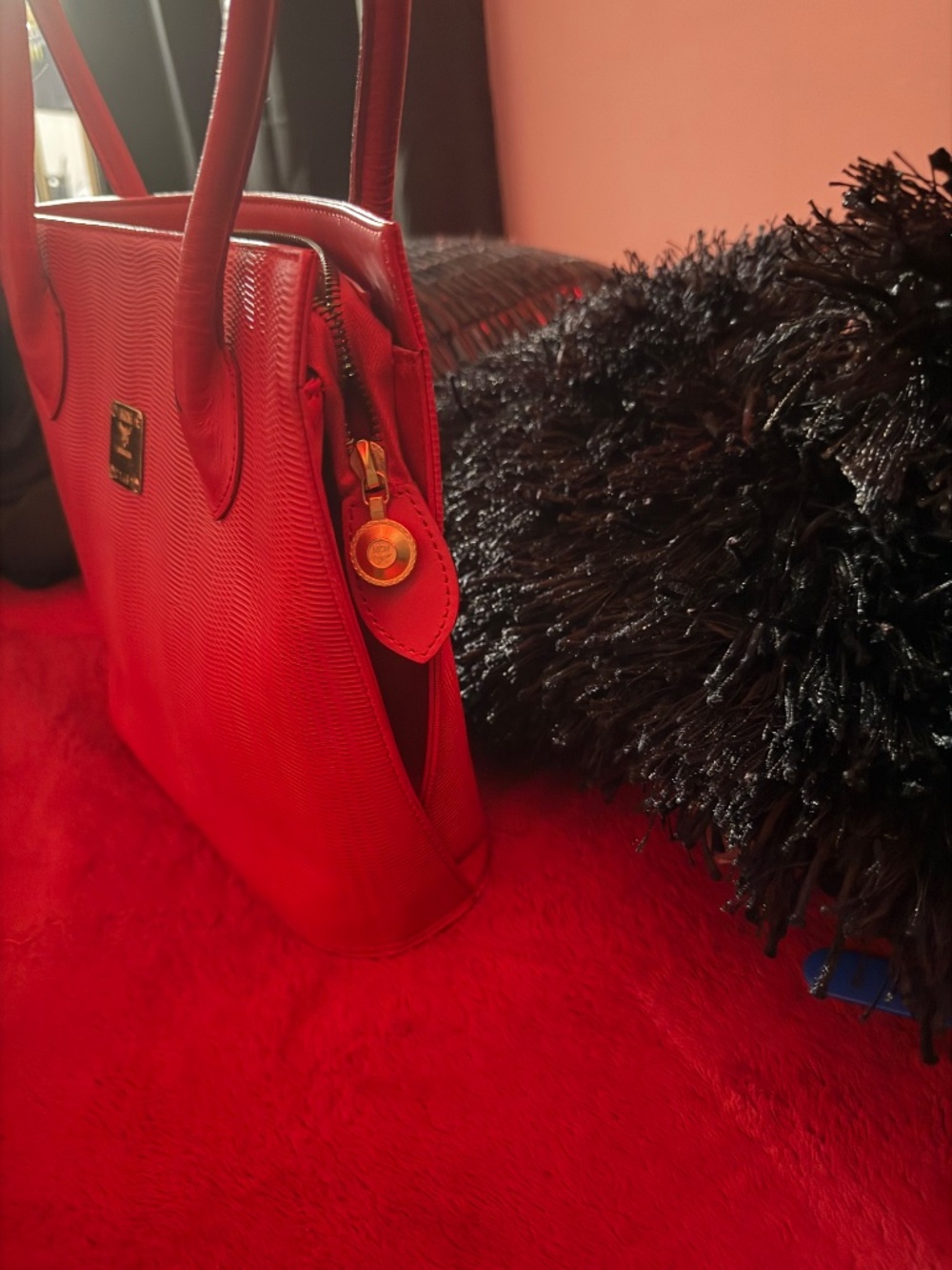 Red Purse - Picture 5 of 5